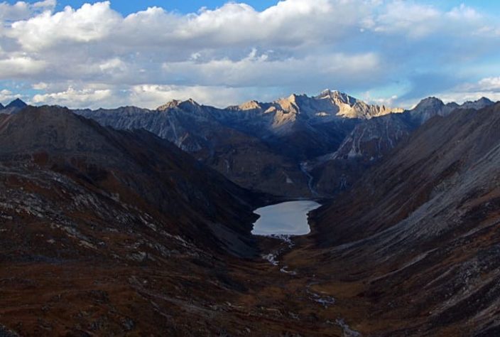 Lhamo Lhatso Lago sagrado Tibete