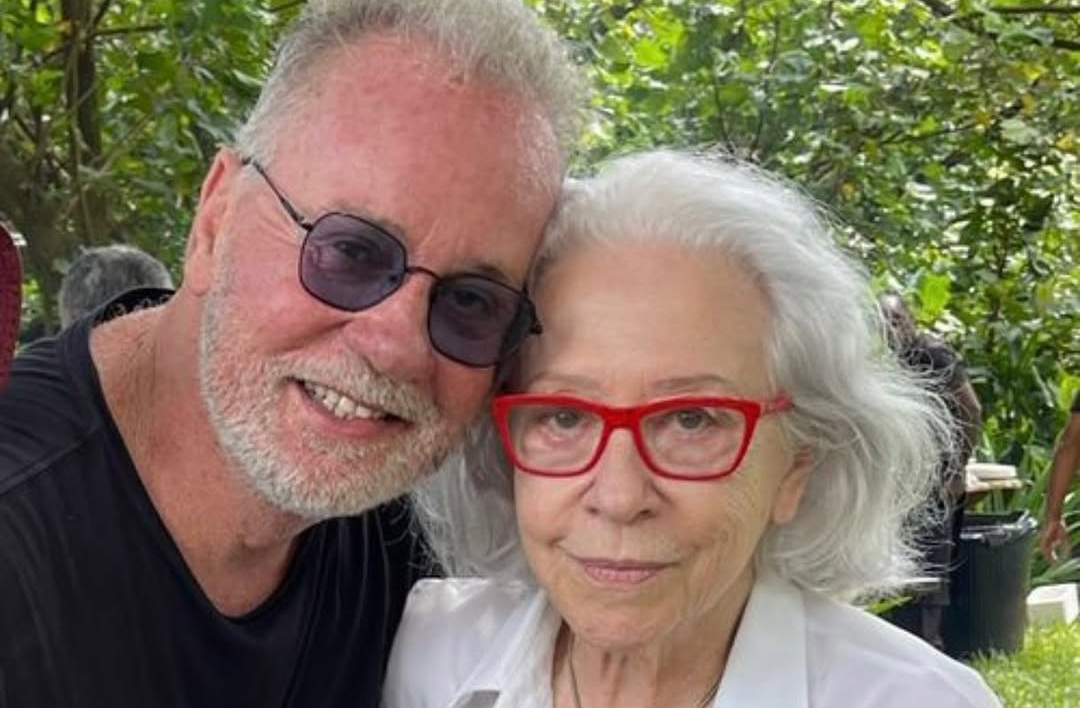 Recentemente, aliás, ele revelou o desejo de comemorar seus 50 anos de carreira nos palcos, em uma peça de teatro que reuniria Fernanda Torres e Fernanda Montenegro.