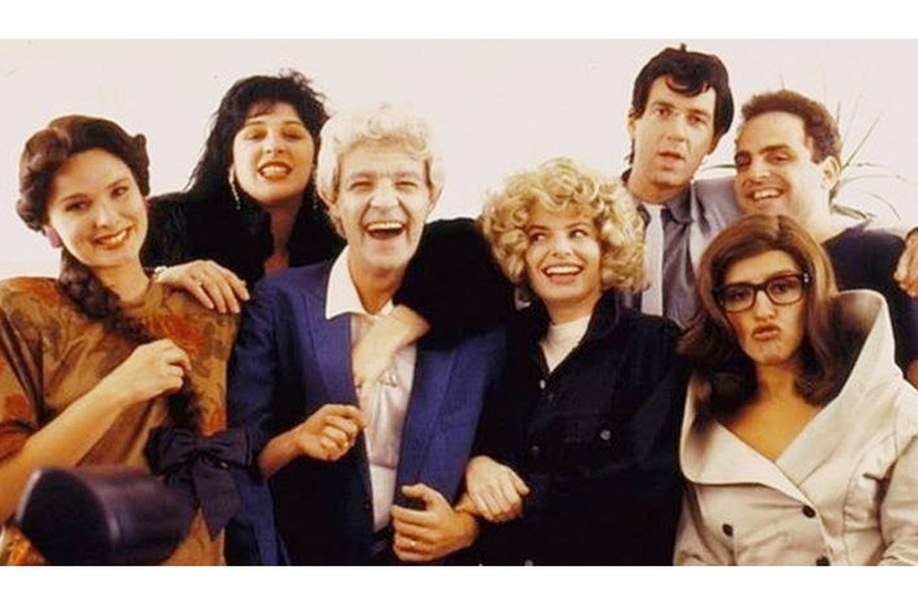 Entre eles, destaca os trabalhos na “TV Pirata” e em “Os Normais”. A lista dele também inclui “O Super Sincero” como uma das experiências que geraram forte conexão com o público. Assim, ele valoriza a autenticidade desses personagens: 