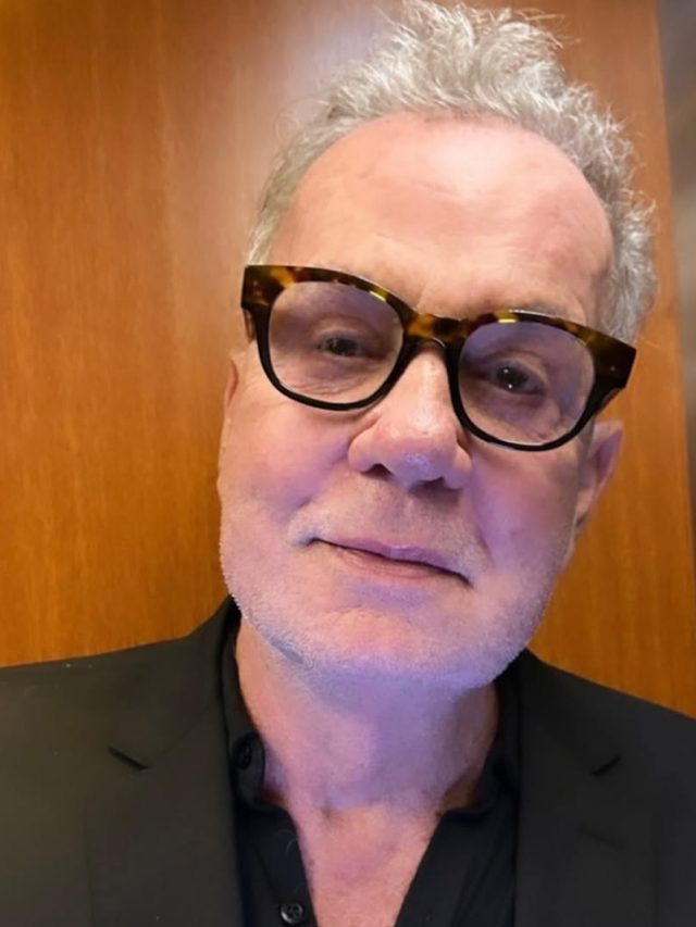 Luiz Fernando Guimarães diz que vai de 50 a 100 anos num só dia