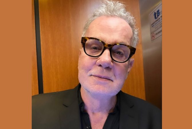 Humor e idade: Luiz Fernando Guimarães diz que varia de 50 a 100 num só dia