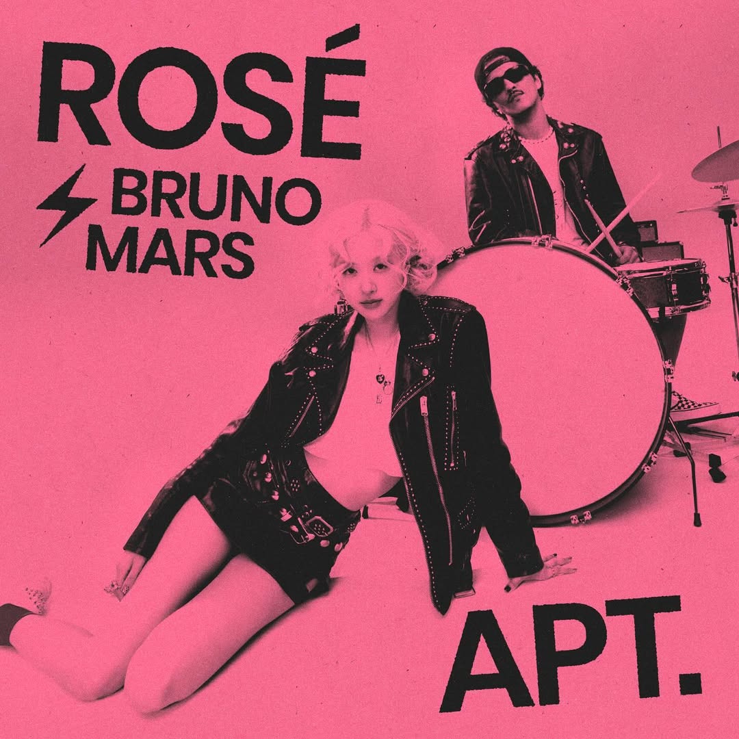 Outra colaboração de sucesso de Bruno Mars foi “APT.”, um feat. com cantora Rosé, do BLACKPINK. Desde seu lançamento em outubro de 2024, a faixa alcançou feitos históricos e é a segunda canção mais tocada do cantor na Deezer em 2025.
