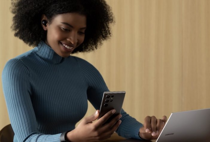 Samsung lança novo recurso de tradução em tempo real por meio de IA - Divulgação/Samsung
