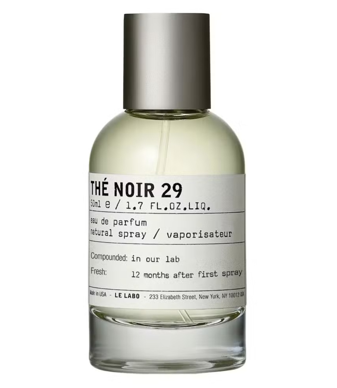 O Le Labo Thé Noir 29 fecha a lista, pois combina profundidade e frescor, alternando entre a luz da bergamota, do figo e das folhas de louro, e a densidade da madeira de cedro, vetiver e almíscar. 