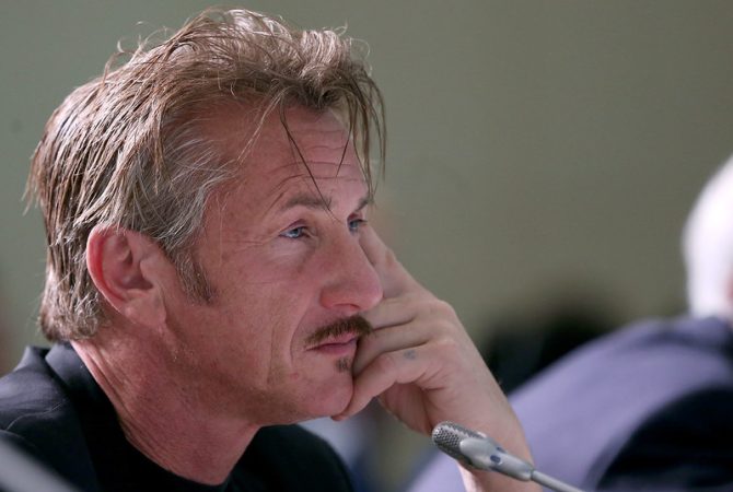 “Uma Batalha Após a Outra” rende novo prêmio a Sean Penn