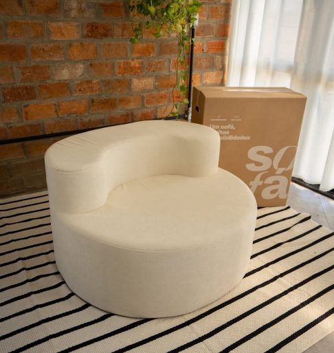 Advogados orientam que consumidores mantenham registros das tentativas de contato e busquem canais oficiais como Procon e Consumidor.gov.br.