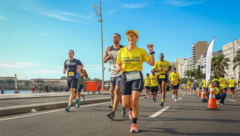 Copacabana sedia corrida por solidariedade em homenagem ao fundador dos Emirados Arábes Unidos: Conheça a Zayed Charity Run