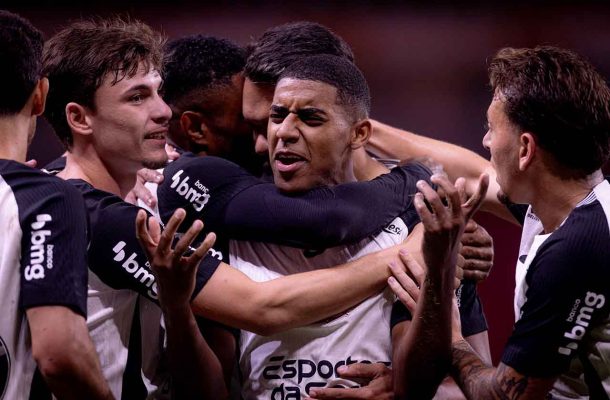 Gui Negão lidera Corinthians em participações de gols no segundo semestre