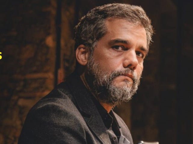 Wagner Moura estreia espetáculo que marca seu retorno aos palcos após 16 anos