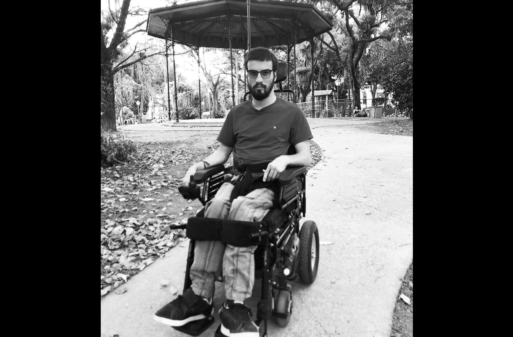 No Dia Nacional da Pessoa com DeficiÃªncia FÃ­sica, celebrado em 11 de outubro, Pedro se posicionou publicamente sobre a data. â??Ã? uma chance de fortalecer nossa luta e lembrar que nossos corpos existemâ?, disse. Para ele, a deficiÃªncia nÃ£o Ã© algo a ser superado, mas uma condiÃ§Ã£o humana que merece respeito e inclusÃ£o.