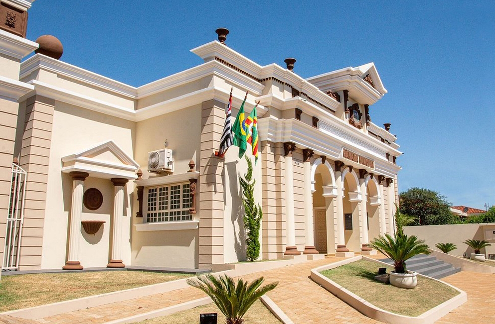 Com tranquilidade, seguranÃ§a e infraestrutura bÃ¡sica eficiente, Pedrinhas Paulista Ã© exemplo de bem-estar no interior paulista.