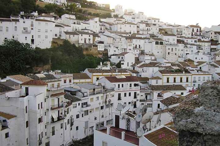 Setenil de las Bodegas, cidade da Espanha