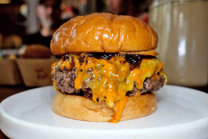 1º lugar: Hundred Burgers, localizada em Valência, na Espanha.
