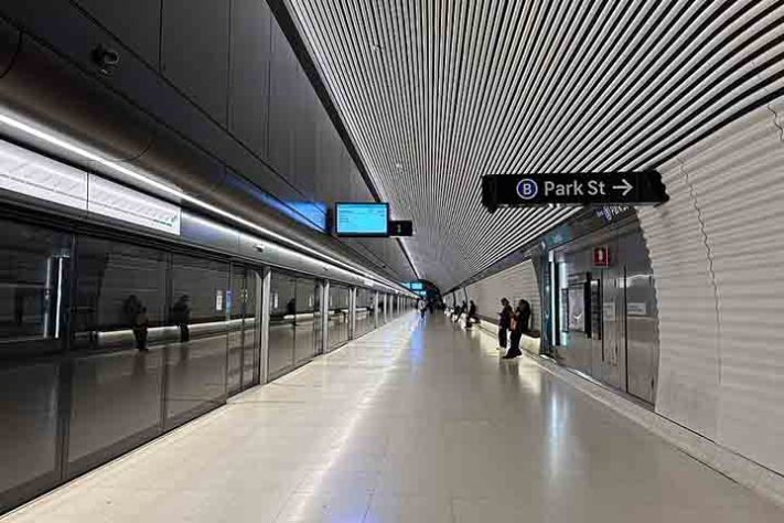 Estação Gadigal, em Sydney (Austrália) - Estações mais bonitas do mundo - Nick-D/Wikimédia Commons