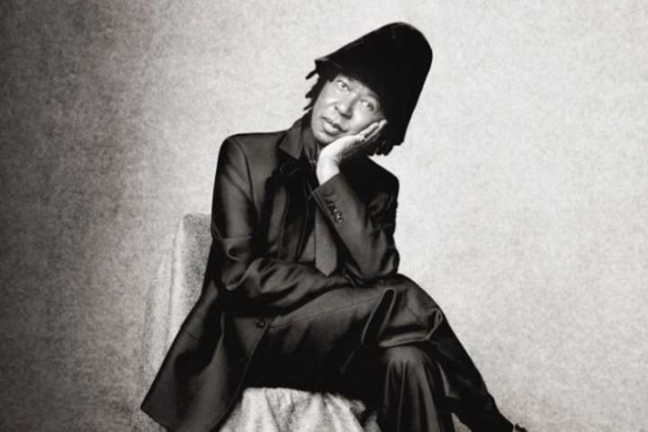 Djavan lança novo disco