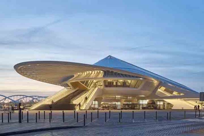 Estação Mons, em Mons (Bélgica) - Estações mais bonitas do mundo - Reprodução do X @CasaeJardim