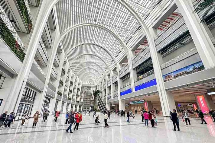 Estação Baiyun, em Cantão (China) - Estações mais bonitas do mundo - Nissangeniss/Wikimédia Commons