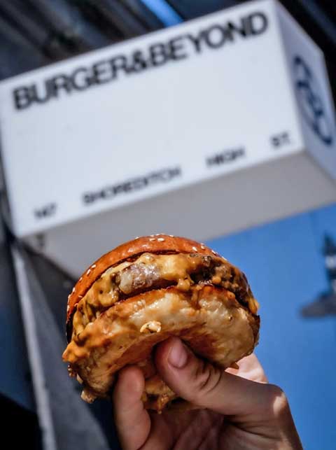 9Âº lugar: Burger e Beyond, em Londres, na Inglaterra, destacada pelo ponto perfeito da carne e pelo toque artesanal dos molhos.
