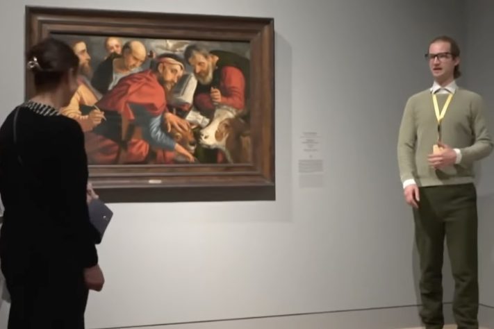 Guia rabugento faz sucesso em museu da Alemanha e viraliza nas redes sociais - Reprodução/YouTube