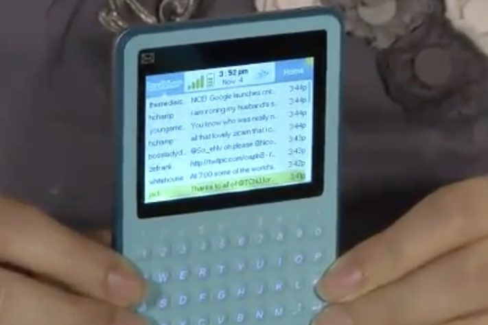 Twitter Peek, aparelho portátil lançado em 2009 e que ficou no mercado por somente um ano - Reprodução
