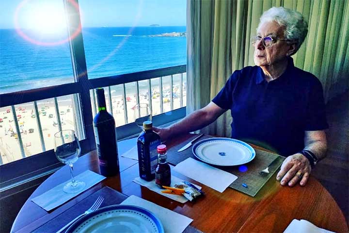 Em parceria com Doc Comparato, escreveu “Lampião e Maria Bonita”, 