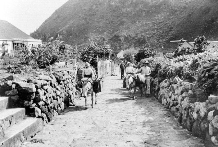 A estrada da ilha de Saba, no Caribe - Domínio Público