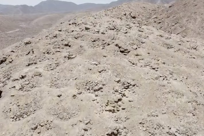 Monte Sierpe - Estudo desvenda mistétio dos 5.200 buracos nos Andes peruanos | Reprodução/YouTube