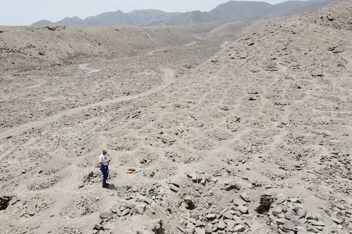 Os estudos demonstram como esses povos moldaram a paisagem para criar soluções complexas de logística, memória coletiva e economia, dispensando a necessidade da escrita tradicional.