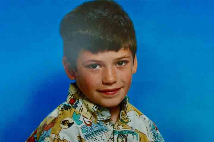 Stanislav Rumenov Yanevski nasceu em 16 de maio de 1985 em SÃ³fia, capital da BulgÃ¡ria. 