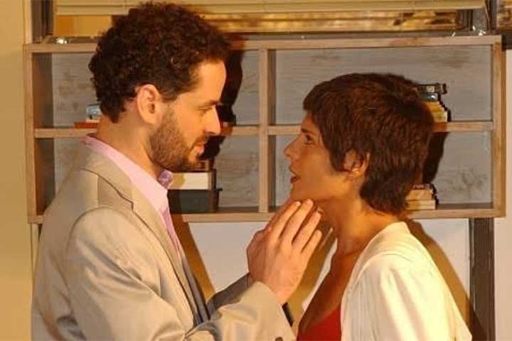 Na época da novela, Dan e Helena Ranaldi foram a Brasília visitar o então presidente, Luiz Inácio Lula da Silva, como um incentivo para mudar a lei da violência contra a mulher, assunto abordado entre os personagens dos dois atores na trama.