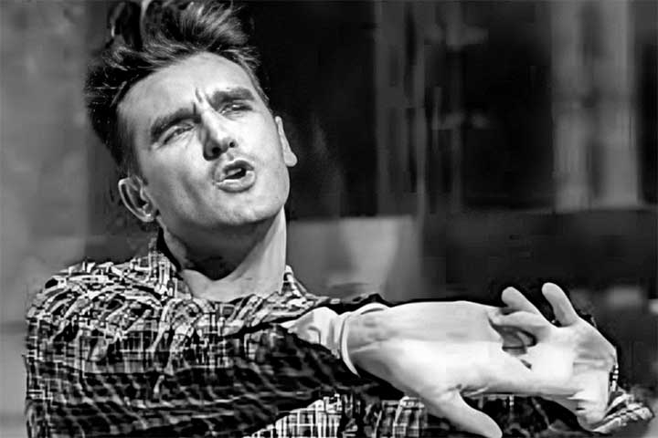 Morrissey nasceu em 22 de maio de 1959 em Davyhulme, Trafford, Grande Manchester, Inglaterra. Sua infância e adolescência em Manchester tiveram grande influência em suas letras melancólicas e poéticas. 