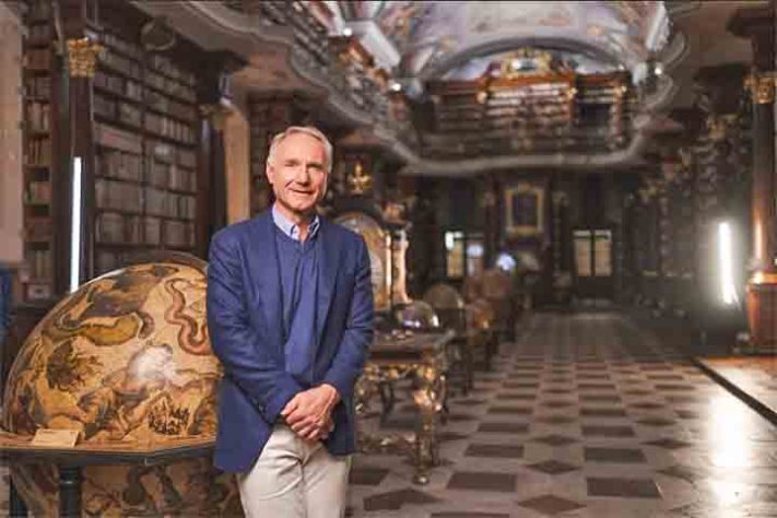 Perfil do escritor Dan Brown