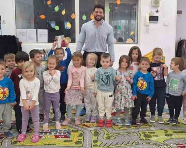 Ator Stanislav Yanevski 