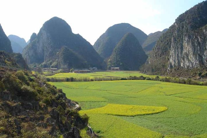 Anshun (Guinzhou) - Dragon Palace (Longgong) Scenic Area, município de Anshun - Reprodução do Flickr Olga