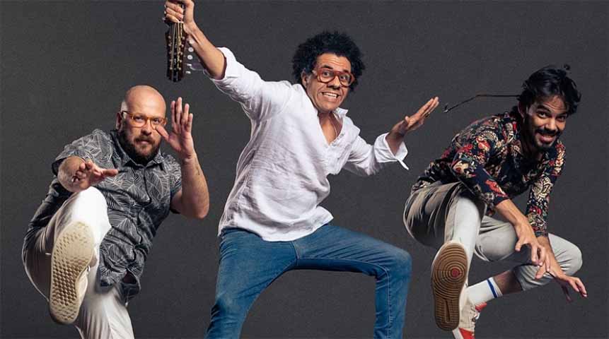 A discografia deste artista é extensa e diversificada, visto que inclui colaborações com gigantes da música brasileira e internacional, como Chico Buarque, João Bosco, Hermeto Pascoal, Yamandu Costa e André Mehmari. 