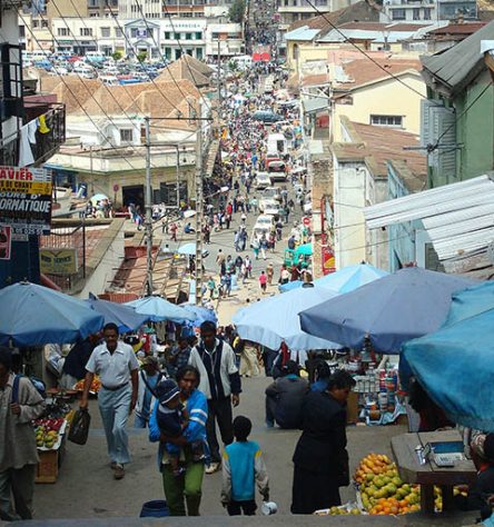 Antananarivo, capital e principal centro financeiro do país - Pedra preciosa de 300 kg foi encontrada no palácio presidencial de Madagascar - Tom Turner /Wikimédia Commons