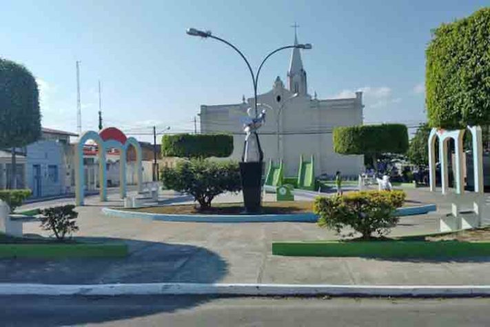 Itabaianinha, município brasileiro do estado de Sergipe 