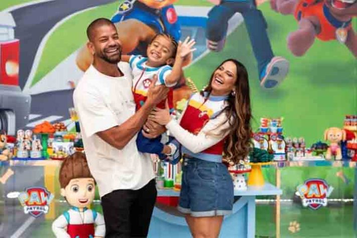 Atriz Viviane Araújo