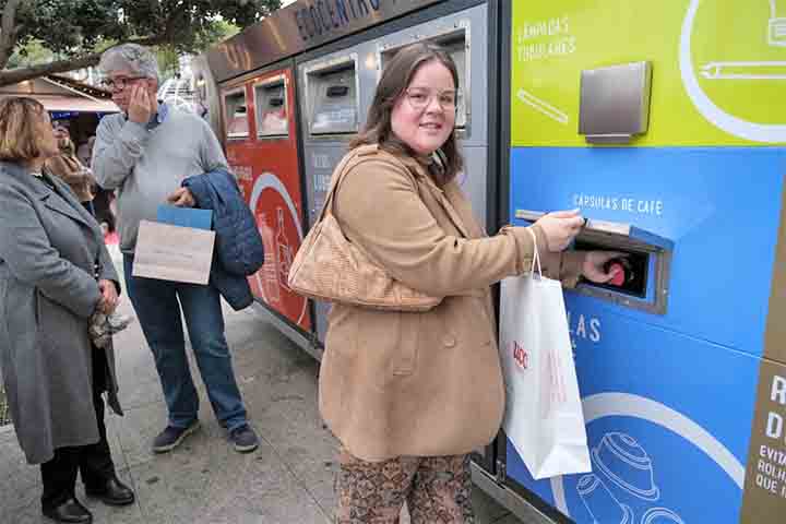 Aos poucos, a indústria busca equilibrar inovação, conveniência e responsabilidade ambiental, repensando materiais e investindo em soluções mais sustentáveis.