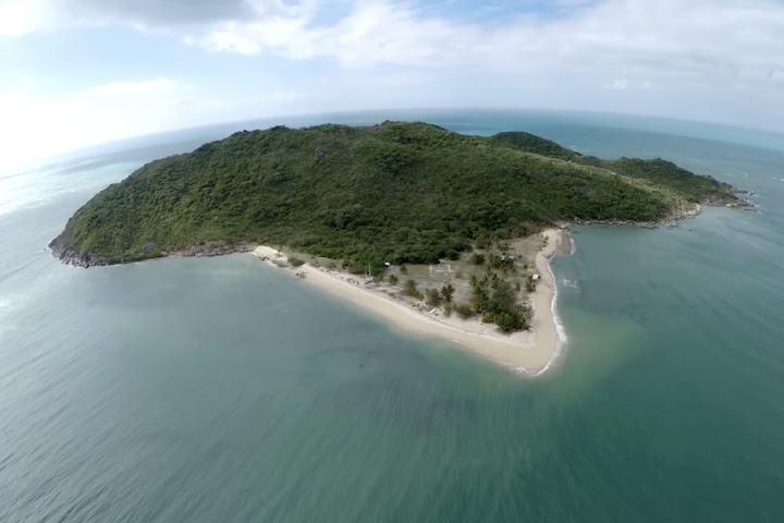 Bligh e seus homens passaram dois dias na ilha, que batizaram de 