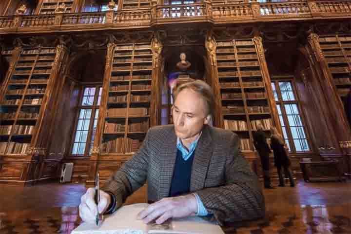 Monumentos e mistérios: as metrópoles que movem as obras de Dan Brown