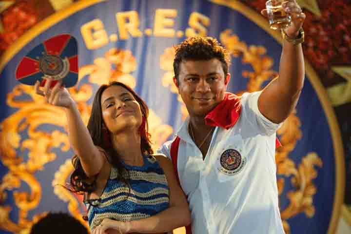 Além de “Três Graças”, Xamã também está em evidência pelo papel do bicheiro Búfalo na série “Os Donos do Jogo”, um dos destaques do catálogo da Netflix.
