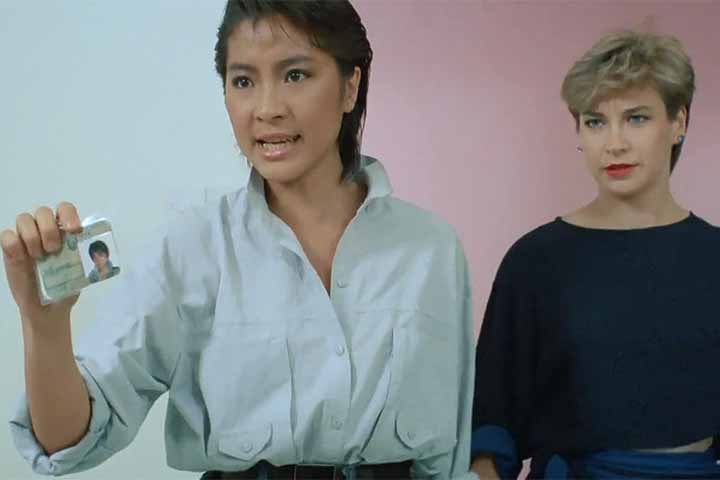 A partir daí, Yeoh iniciou sua carreira no cinema de Hong Kong. Seu primeiro filme foi “The Owl vs Bumbo” (1984), mas seu destaque passou a vir mesmo em produções de ação. 