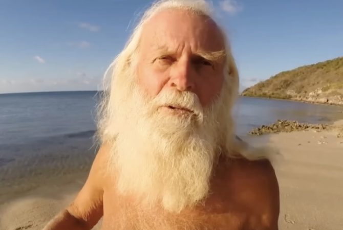 ‘Náufrago’ da vida real: ex-milionário viveu sozinho por mais de 20 anos em ilha remota da Austrália