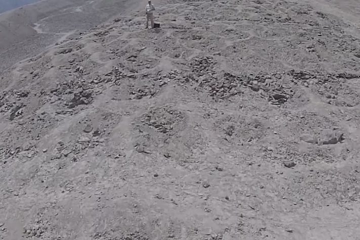 Monte Sierpe - Estudo desvenda mistétio dos 5.200 buracos nos Andes peruanos | Reprodução/YouTube