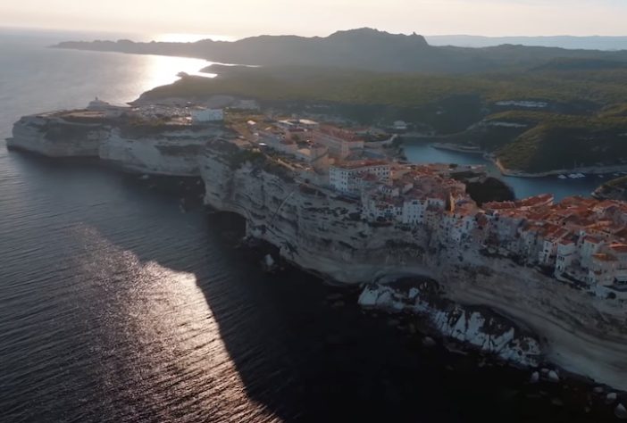 Bonifacio, Costa de Córsega - Reprodução/YouTube