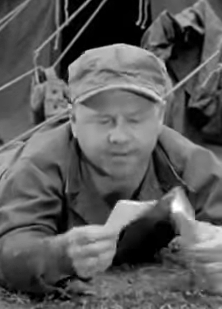 Em 1956, recebeu nova indicação ao Oscar de Melhor Ator Coadjuvante por “O Preço da Audácia”, drama de guerra em que vive um soldado espirituoso que tenta manter o ânimo dos companheiros em meio às tensões do campo de batalha.
