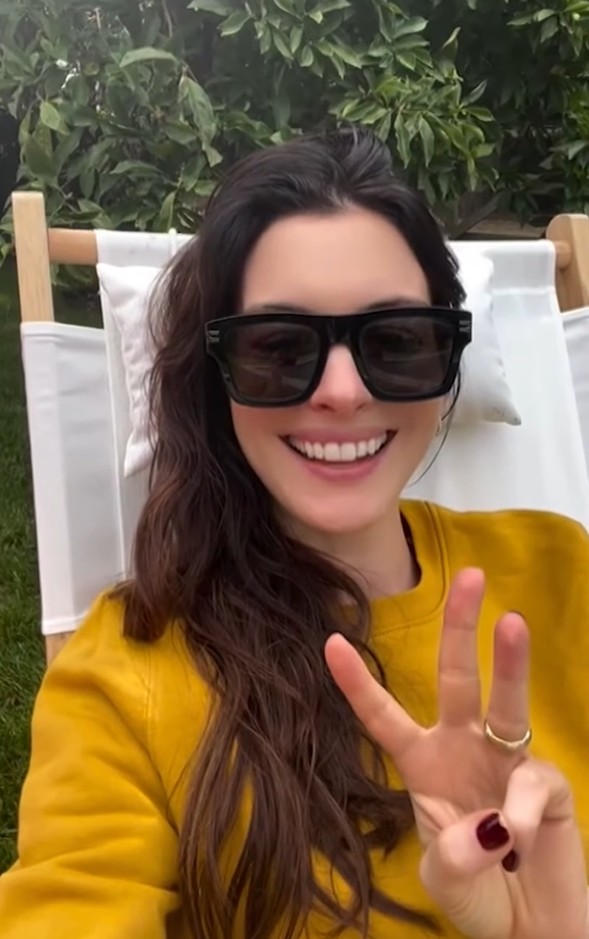 Anne Hathaway também confirmou outra continuação aguardada. Ela anunciou em suas redes sociais que o terceiro filme da franquia O Diário da Princesa está em desenvolvimento, retomando mais um clássico dos anos 2000. 

