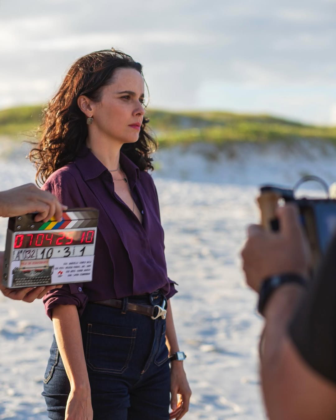 Com mais de 15 filmes no currículo, a carreira de Débora no cinema também se destaca. Inclusive, a atriz já conquistou o prêmio Grande Otelo de Melhor Atriz, em 2004, por “2 Perdidos numa Noite Suja”.