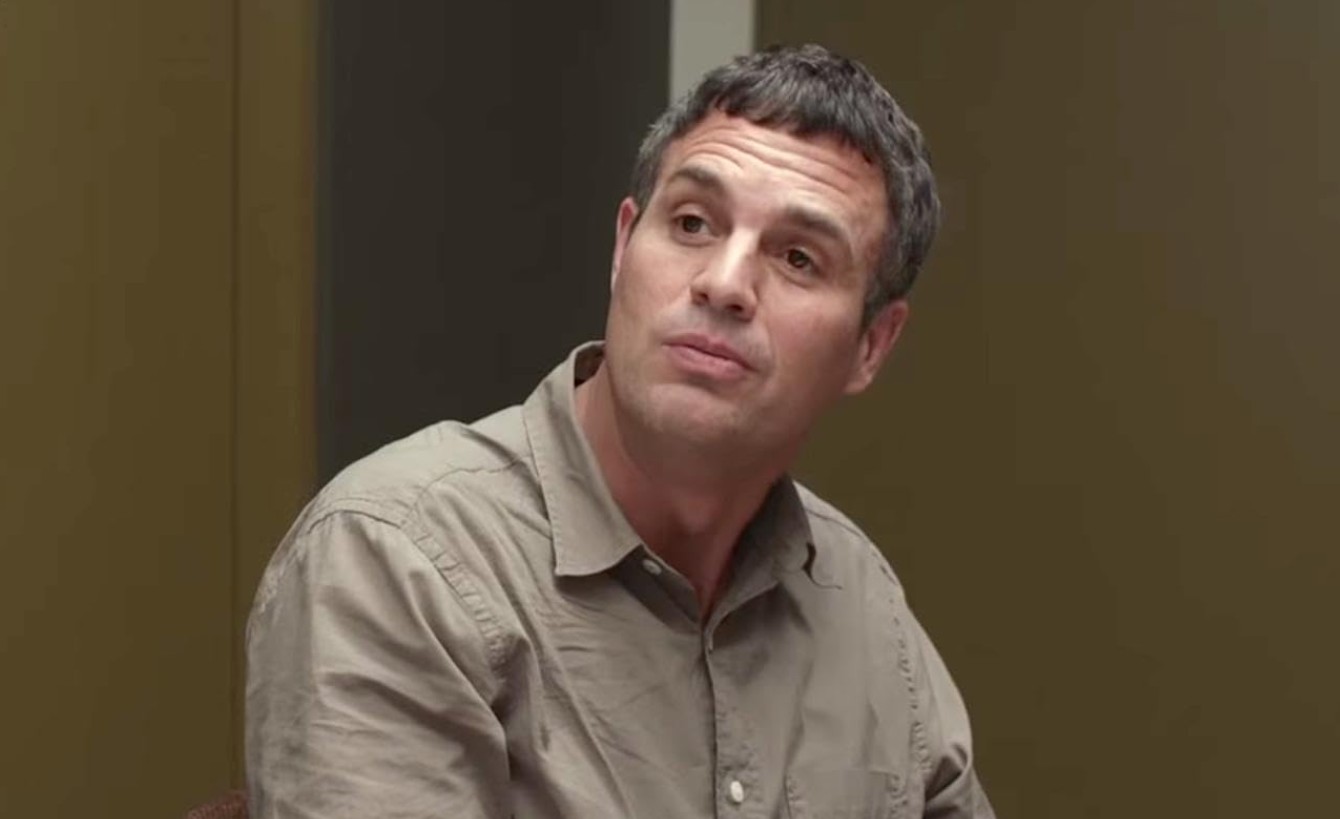 Em 2016, recebeu sua terceira indicação por “Spotlight: Segredos Revelados”, vencedor do Oscar de Melhor Filme. Ruffalo interpretou o jornalista Mike Rezendes, integrante da equipe investigativa do “Boston Globe” que expôs casos de abuso na Igreja Católica.
